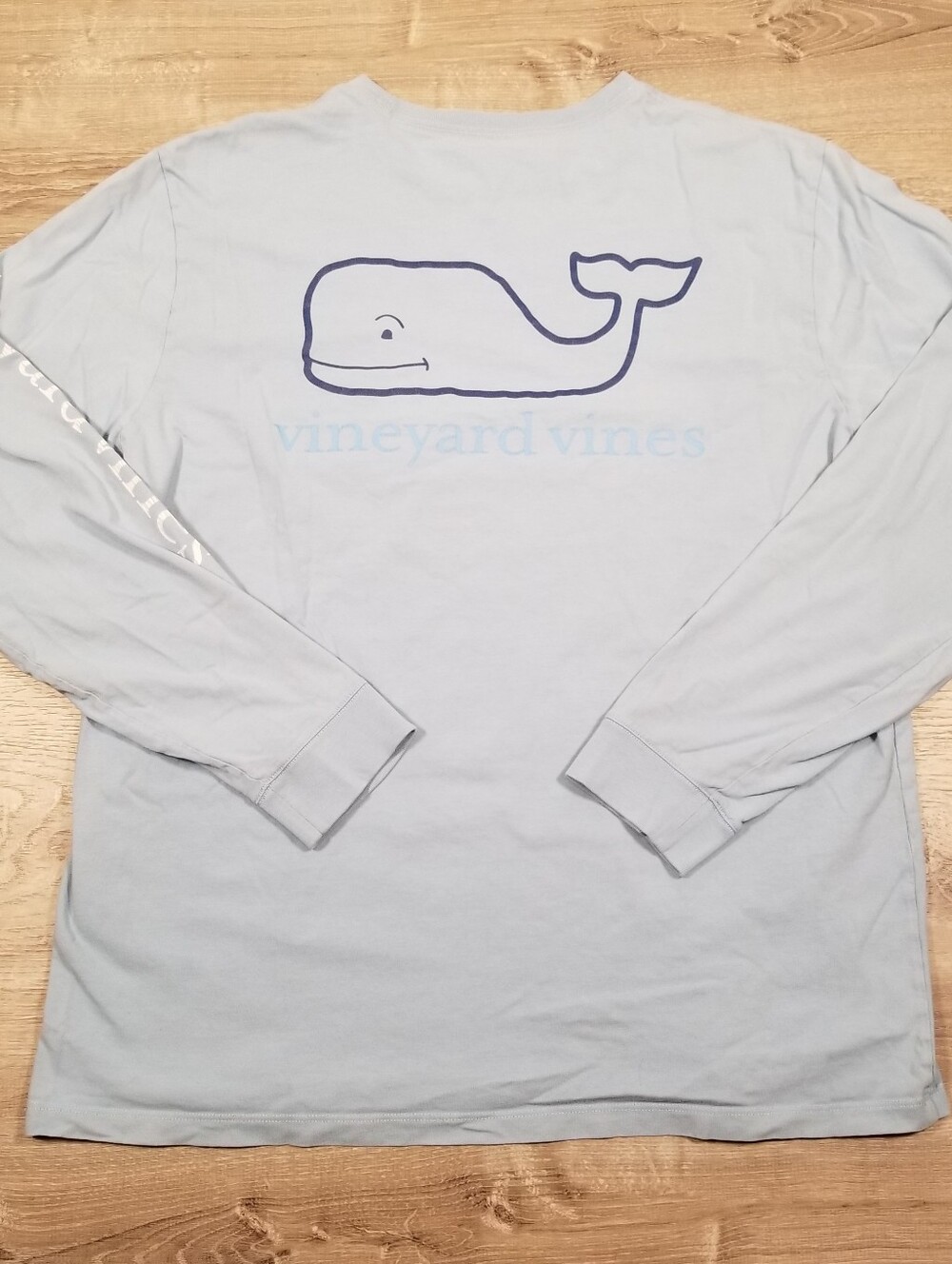 Vineyard Vines Long Sleeve Pocket T Shirt Graphic Print Mens Large Light Blue